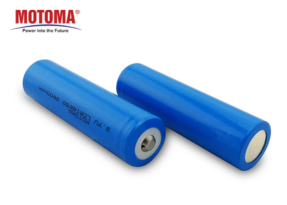 comprare 18650 litio ricaricabile cilindrico Ion Battery 3.7V 2600mAh in linea fabbricante